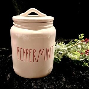 ⭐️BOGO FREE⭐️ Rae Dunn Canister- off-white. VGUC